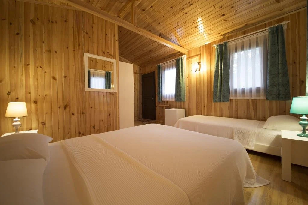 Bal Badem Bungalov