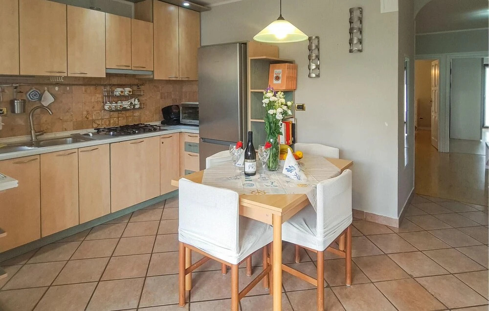 Awesome Apartment in Rovinj With 2 Bedrooms and Wifi