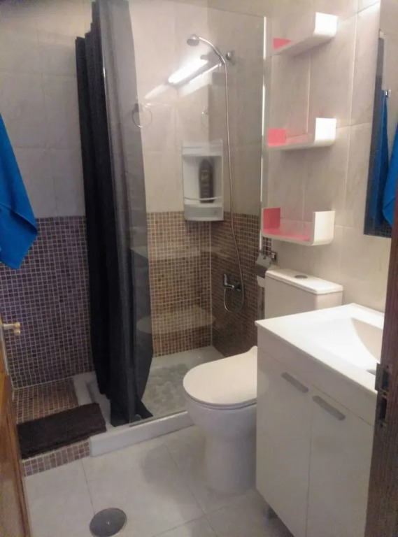 ESTUPENDO Apt.8 pax, TABLERO 10