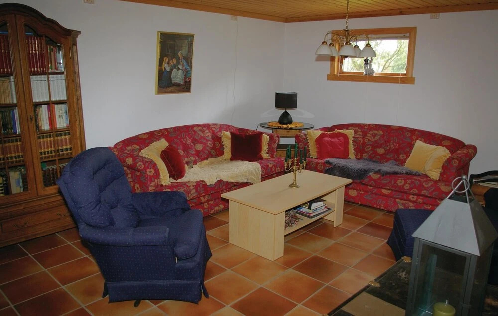 5 Bedroom Awesome Home In Borhaug