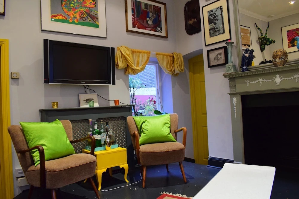 2 Bedroom Apartment In Islington