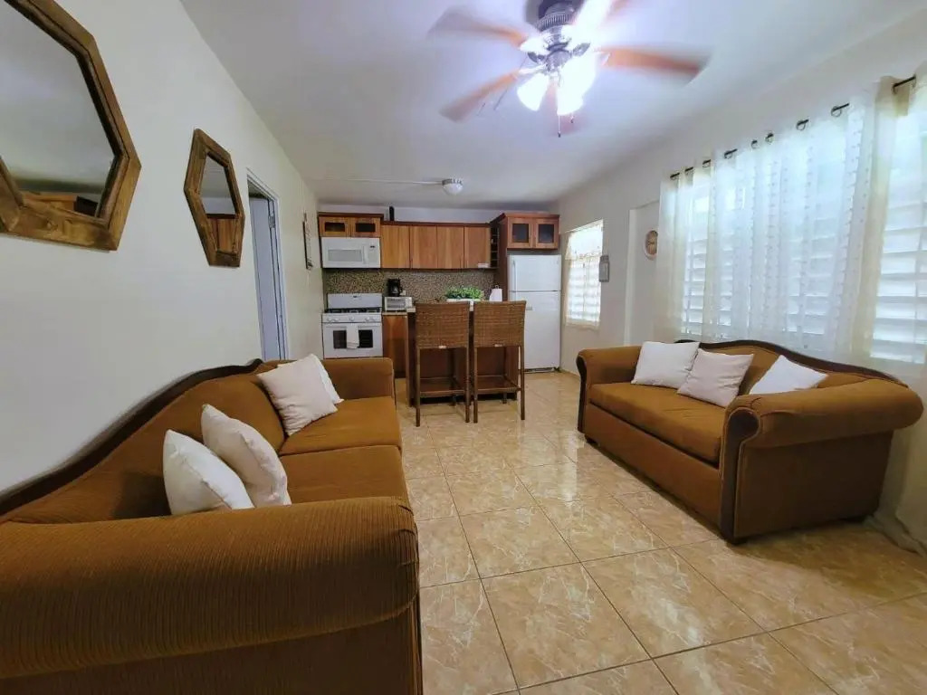 Beachaccess 2 bdr, WiFi, Hammock, Kitchen The Reef 1