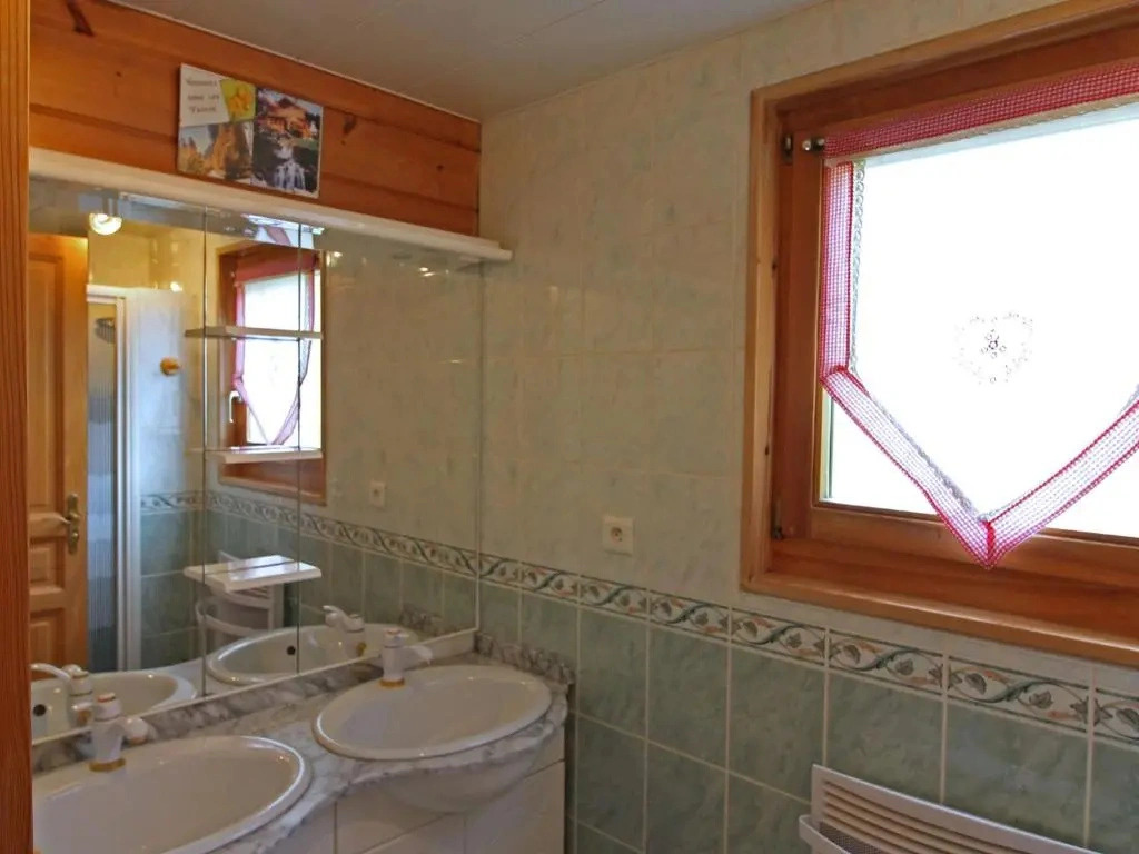 Chalet confortable à Cleurie avec WIFI, cheminée et terrasse - FR-1-589-71