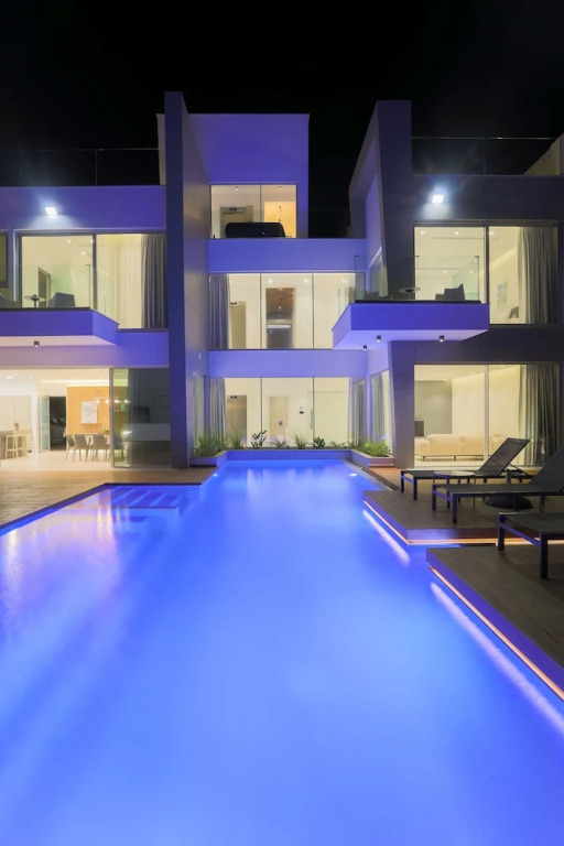 Cove Seaview Villas - Nautica
