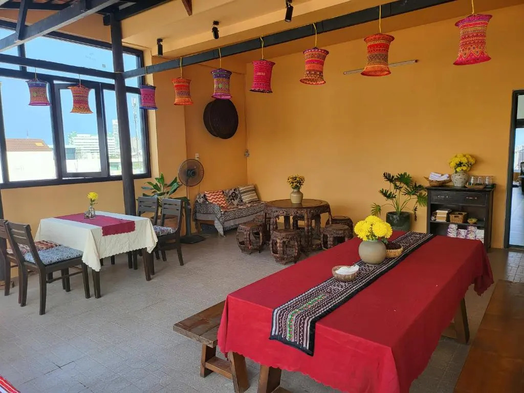 5 Elements Hotel