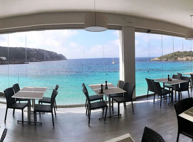 Hostal Dragonera