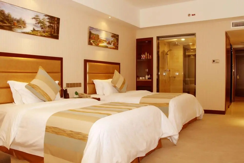 Zidongge Huatian Hotel