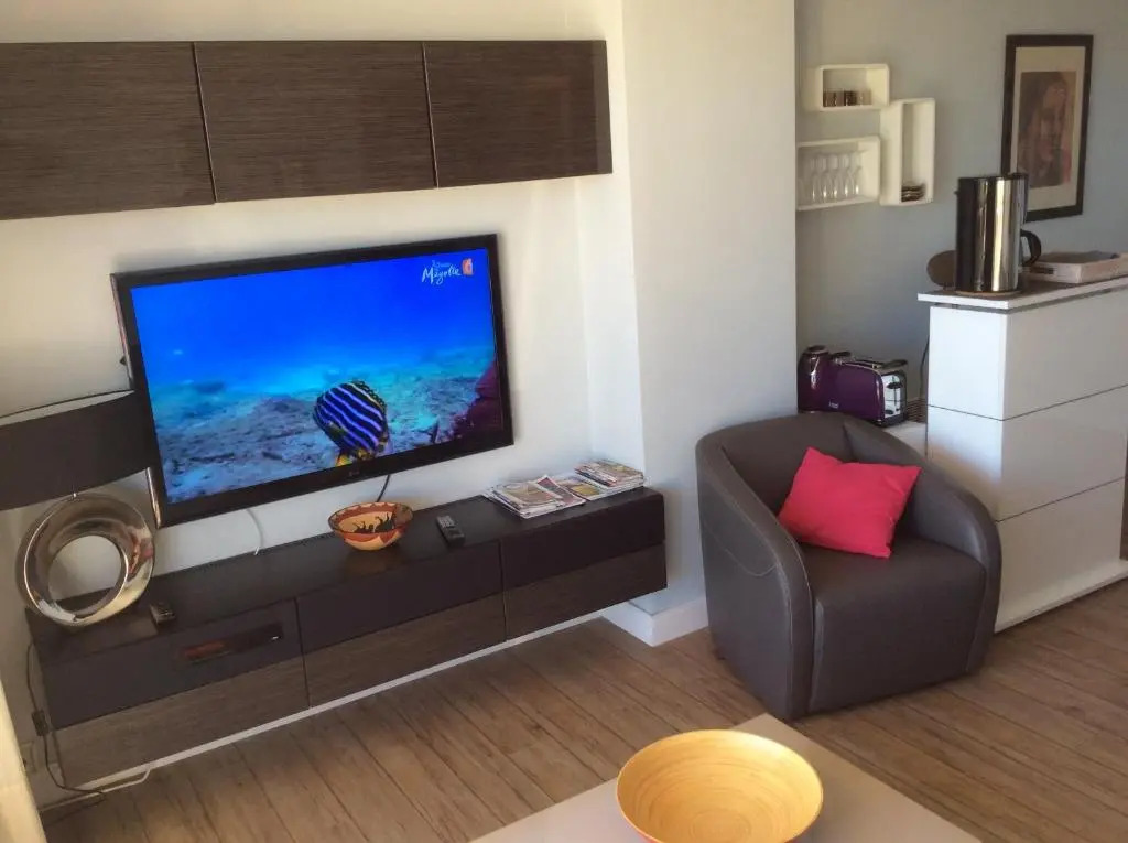 Quartier piscine municipale Bel Appart 4 pers terrasse parking wi-fi