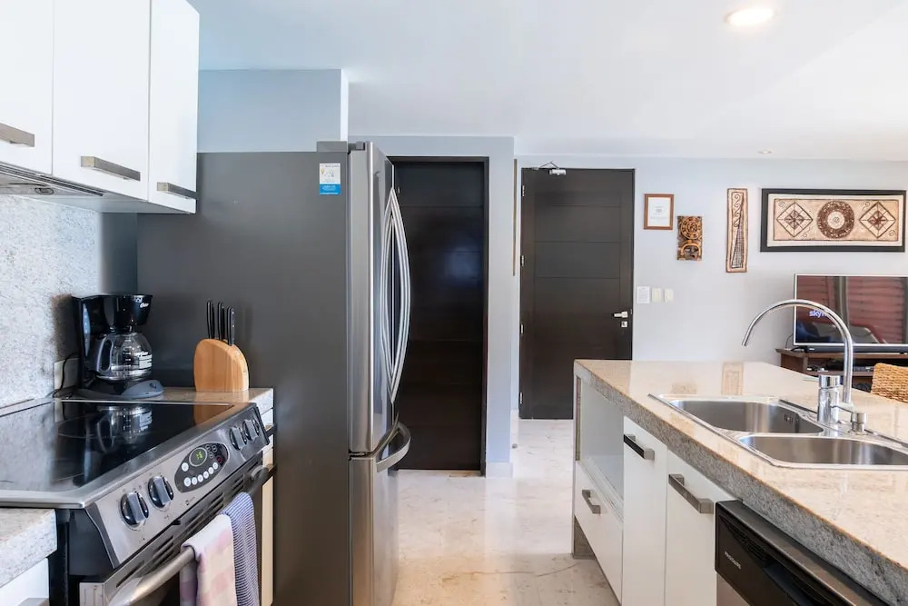 Elements 112 2 Bedroom Condo by RedAwning