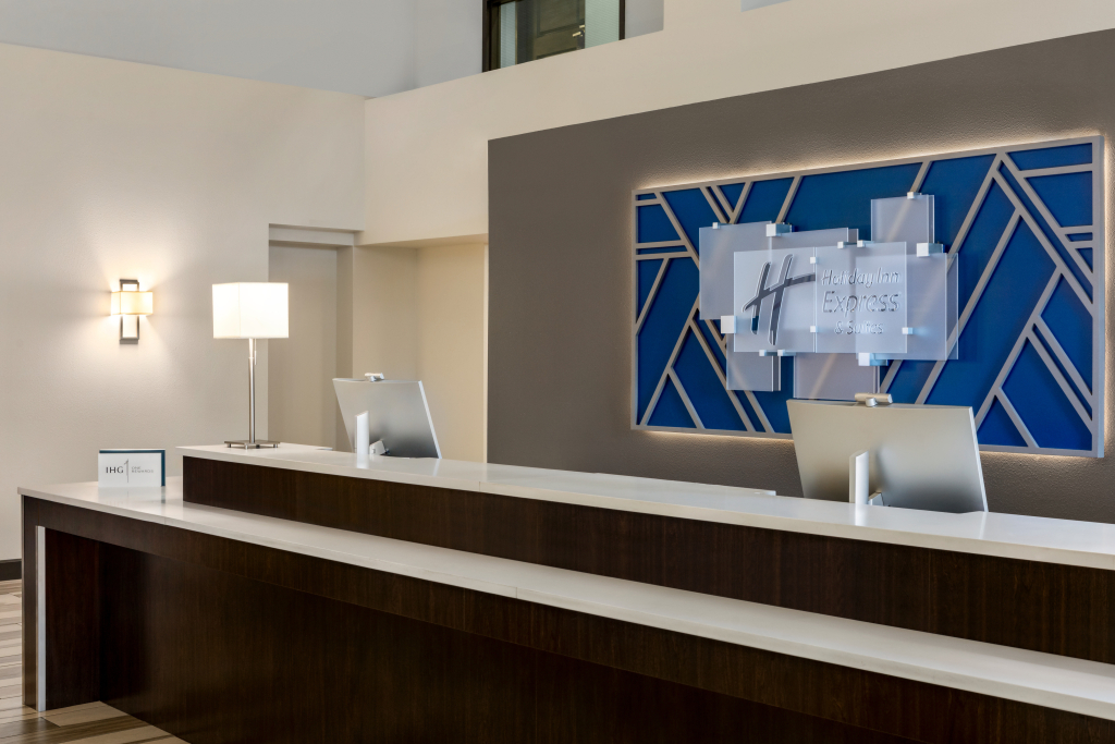 Holiday Inn Express - Colorado Springs - First & Main by IHG