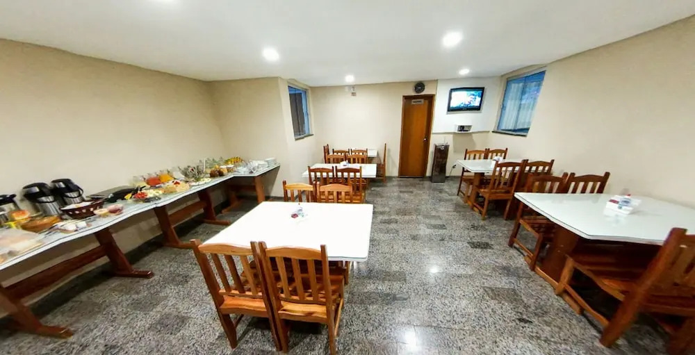 Quality Leste Hotel