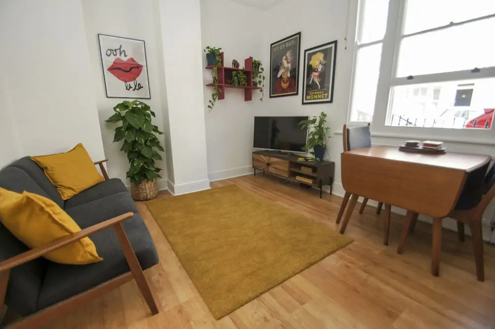 Waterloo Apartment