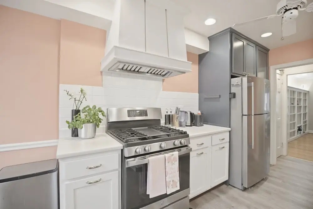 A Peaceful Retreat Amid Your Busy Journey 4 Bedroom Home
