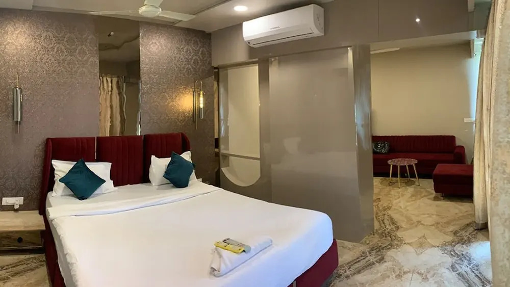 Hotel Grand Nidhivan