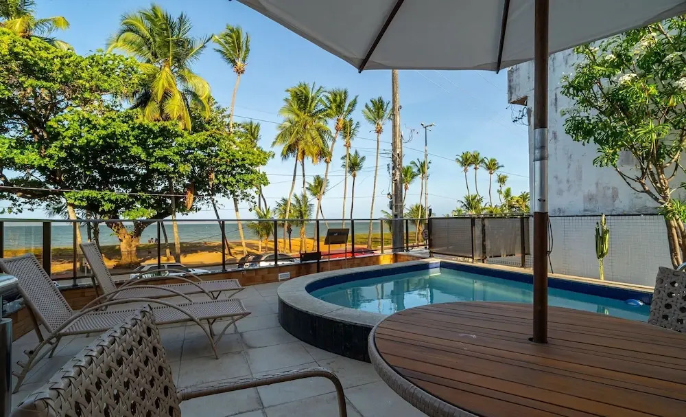 Apt in Condo one Block From the sea w Pool Hss0007
