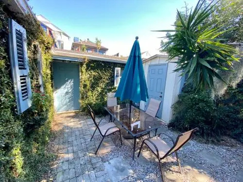 Antonine Apartment Upper Garden District