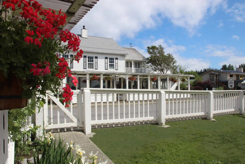 Outlook Inn on Orcas Island
