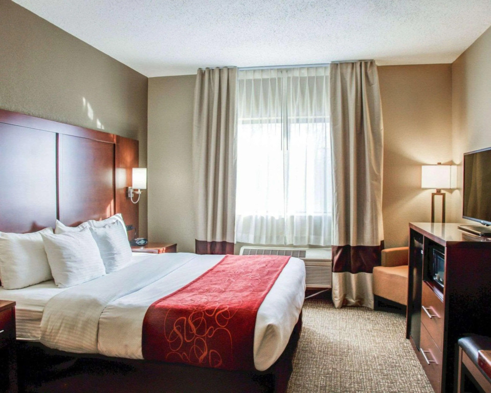 Comfort Suites Lombard - Addison