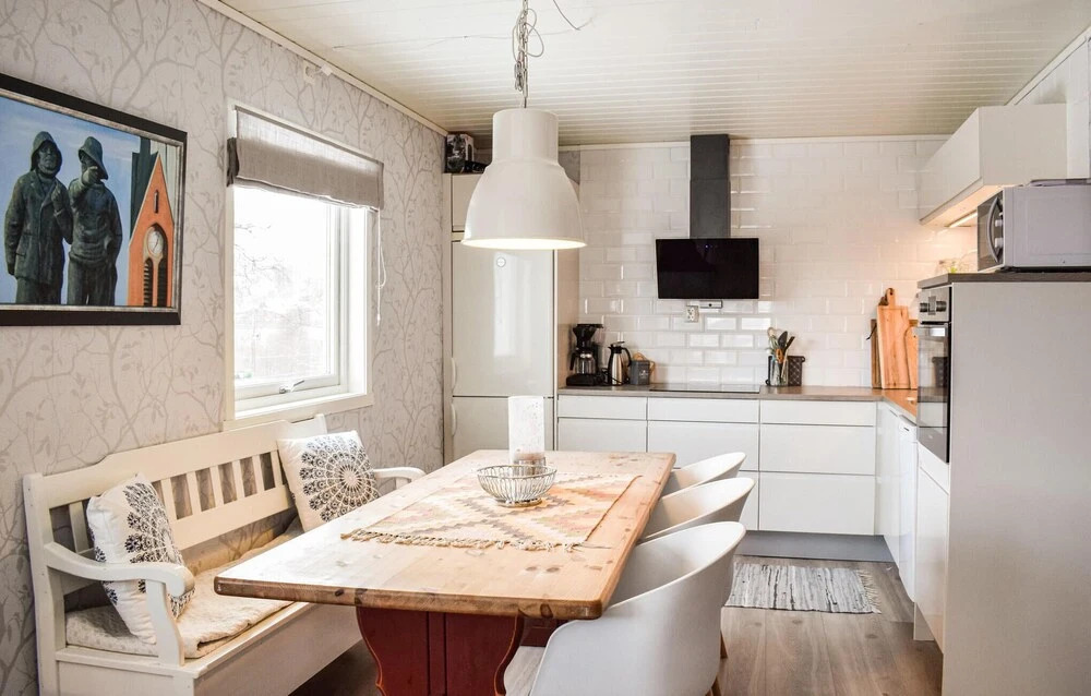 Awesome Home in Skånevik With 3 Bedrooms and Wifi