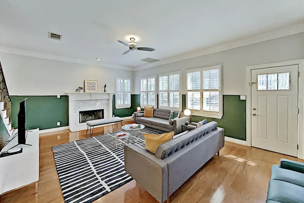 1111eriv 4 Bedroom Home