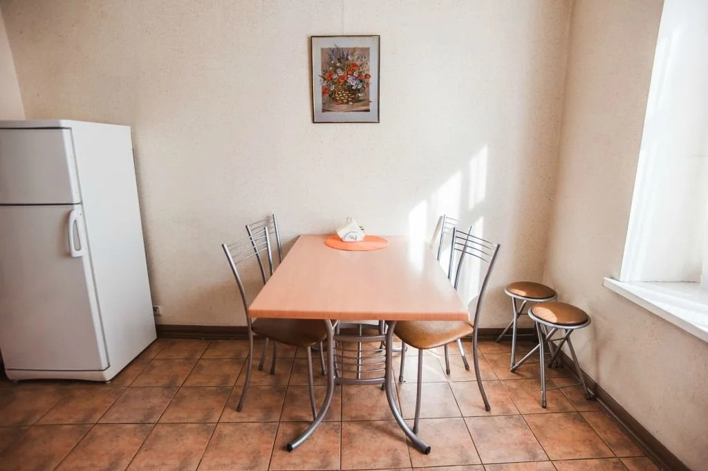 Apartment on Griboyedova 38