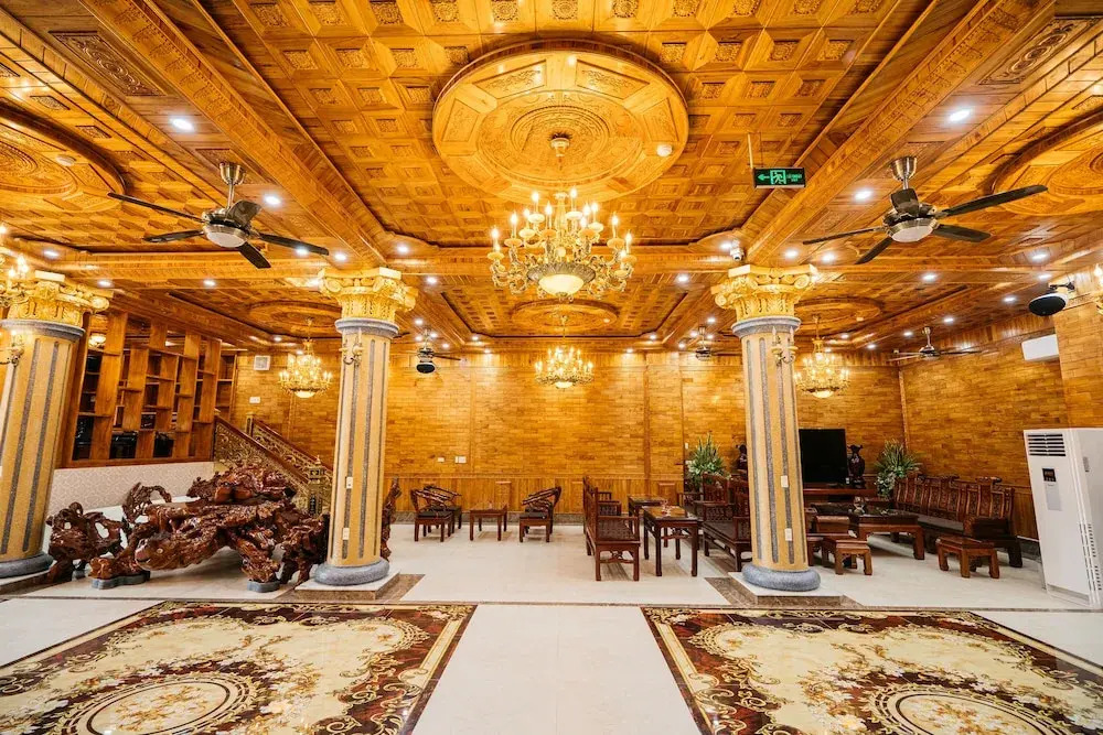 Nam Hong Hotel