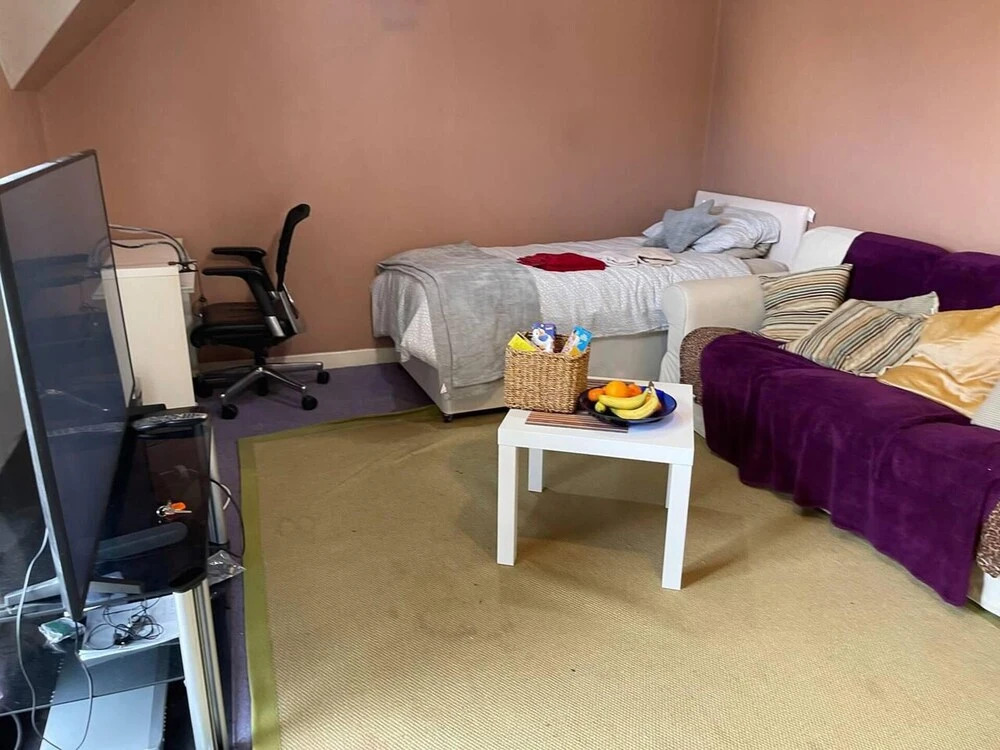 Charming 6-bed Apartment in Wembley Area