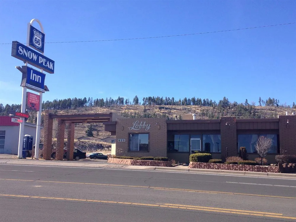 Snow Peak Inn