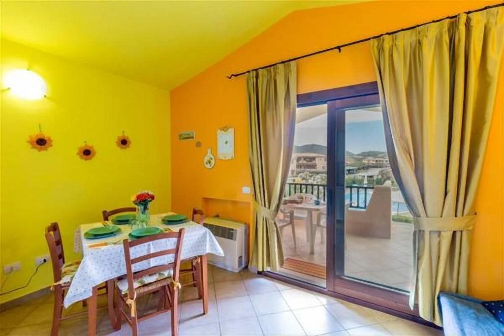 Murta Maria Apartments