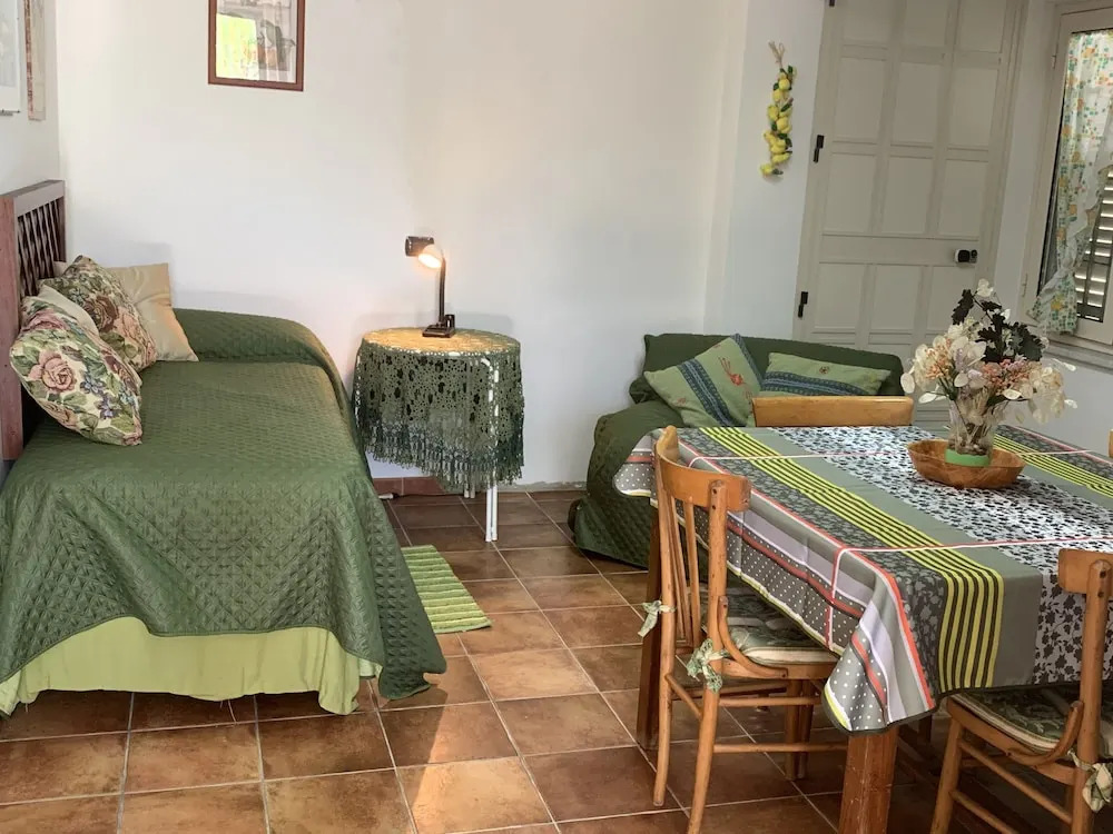 Elisa Holiday Home