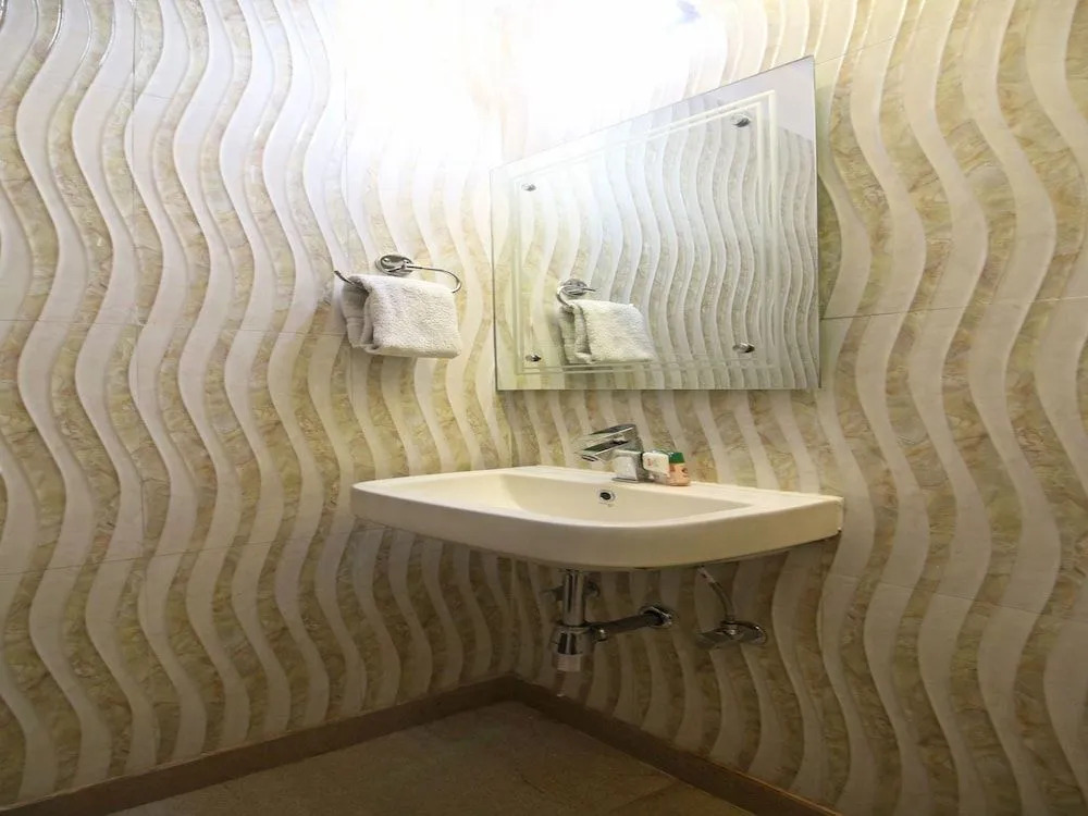 OYO Rooms Paschim Vihar