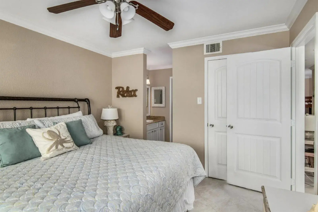 Seascape 1303 in Galveston