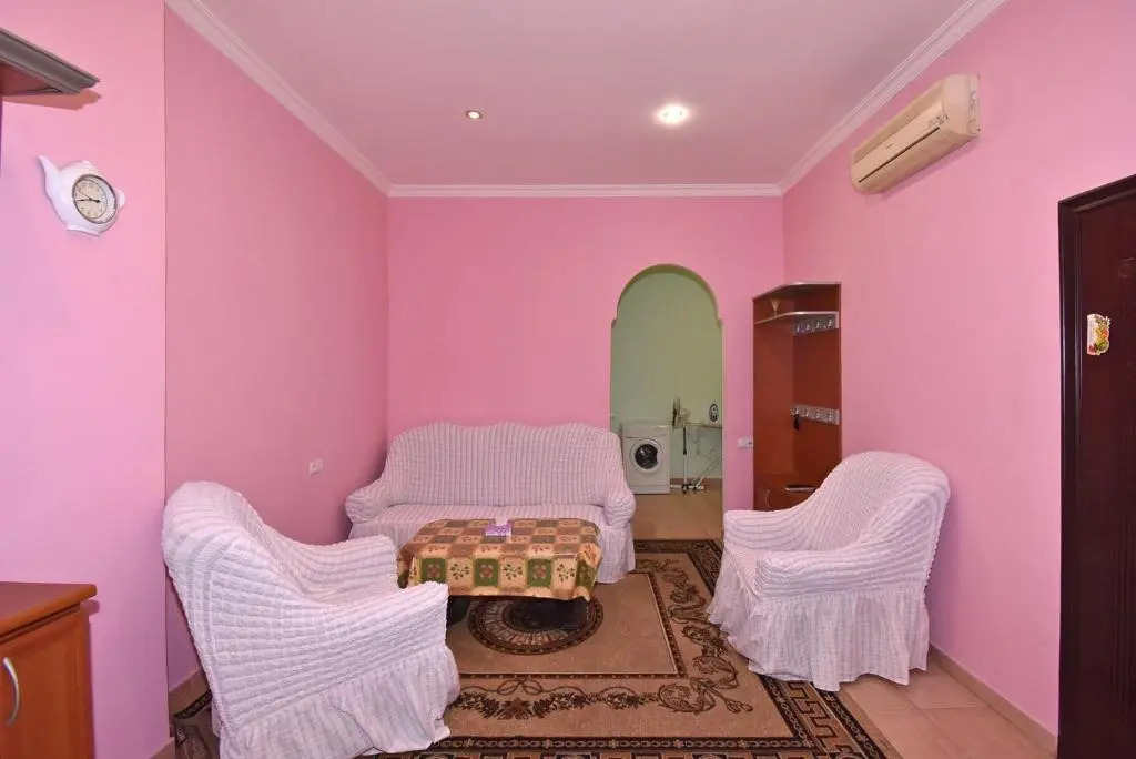 RetroCity Apartments at Mashtots Avenue