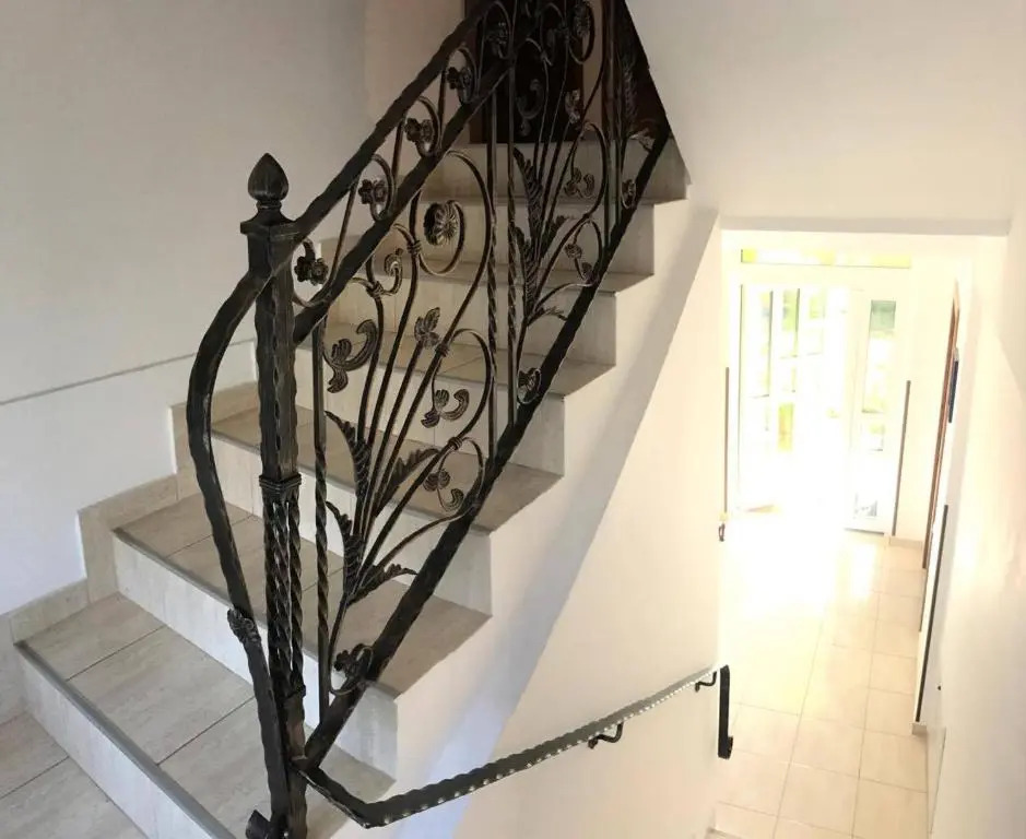 Vilman House