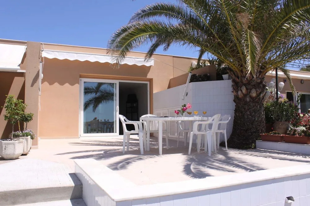 Inmovecos bungalow amplio 1ºlinea playa Soling 9