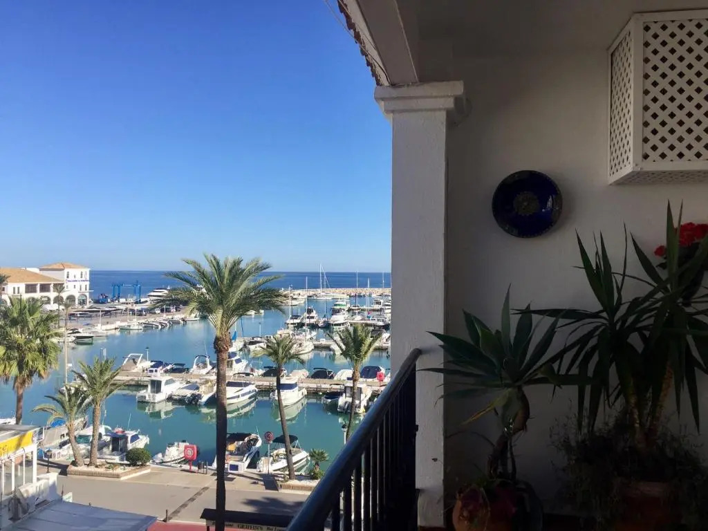 2257-Stunning Penthouse First Line Port Sea View