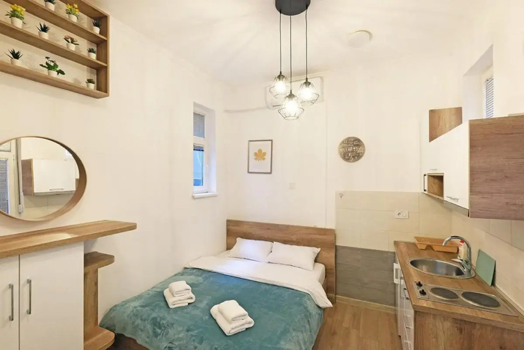 Ikar Apartments