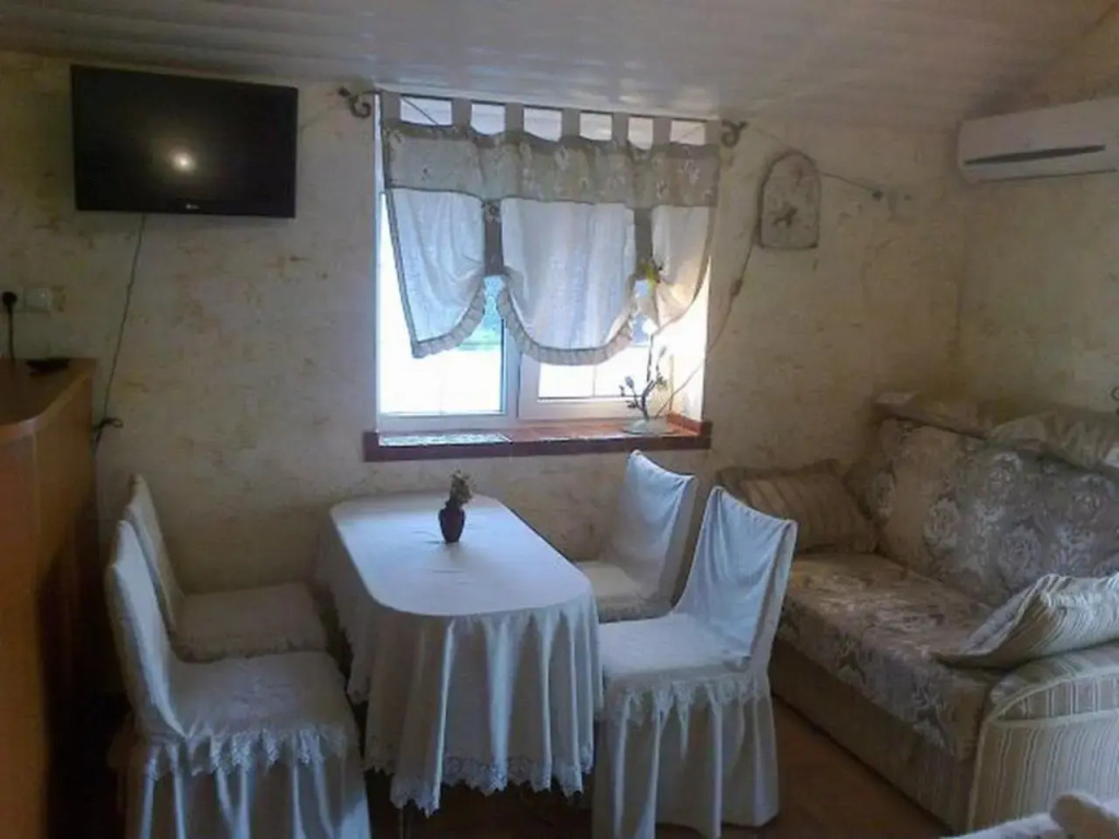 Farneliya club-hotel