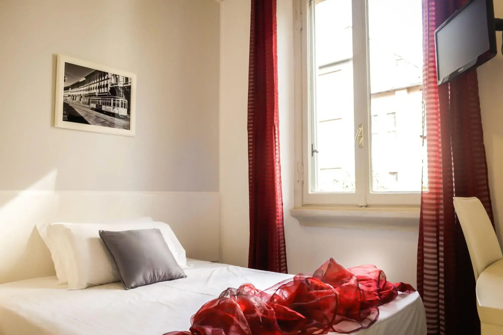 Hotel RossoVino Milano