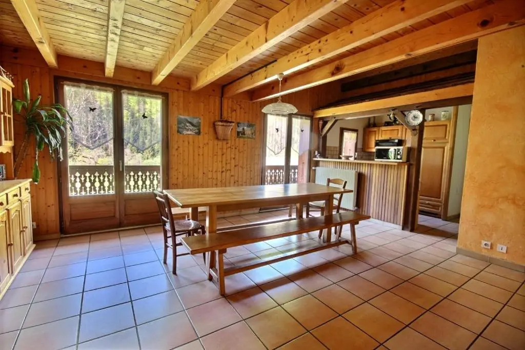 GRAND APPARTEMENT - WIFI -SAINT JEAN D'AULPS - 12 Personnes - HIRONDELLE