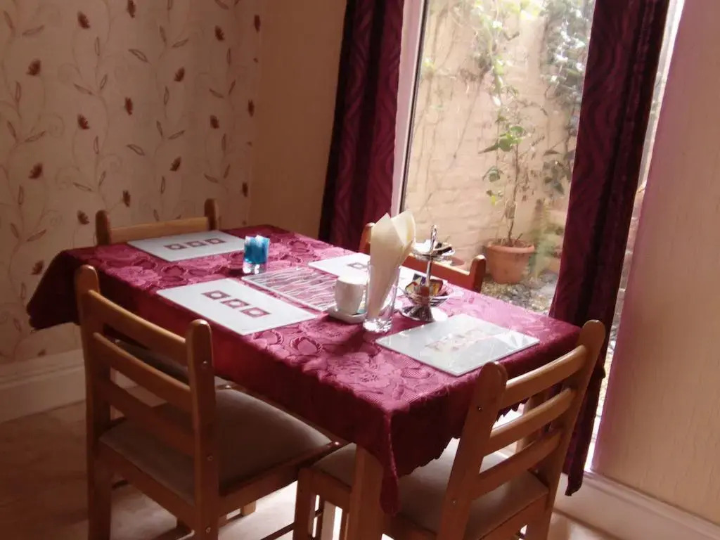 Oakwell Guest House