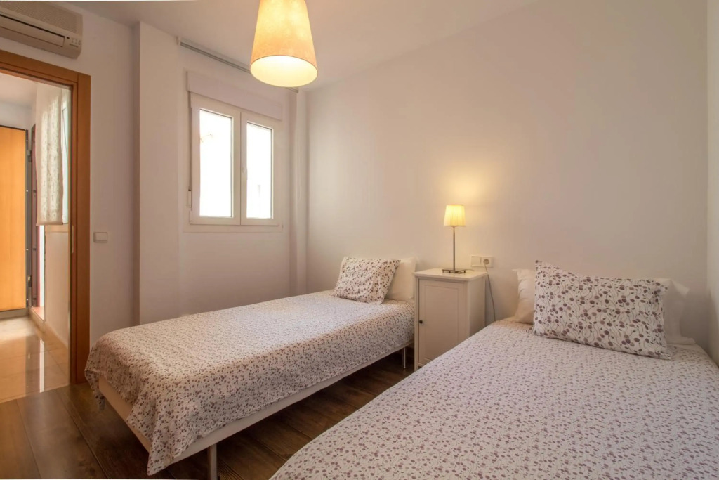 Apartamento con piscinas y muy cerca de la playa