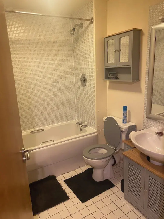Whitworth Street Apartment in Manchester