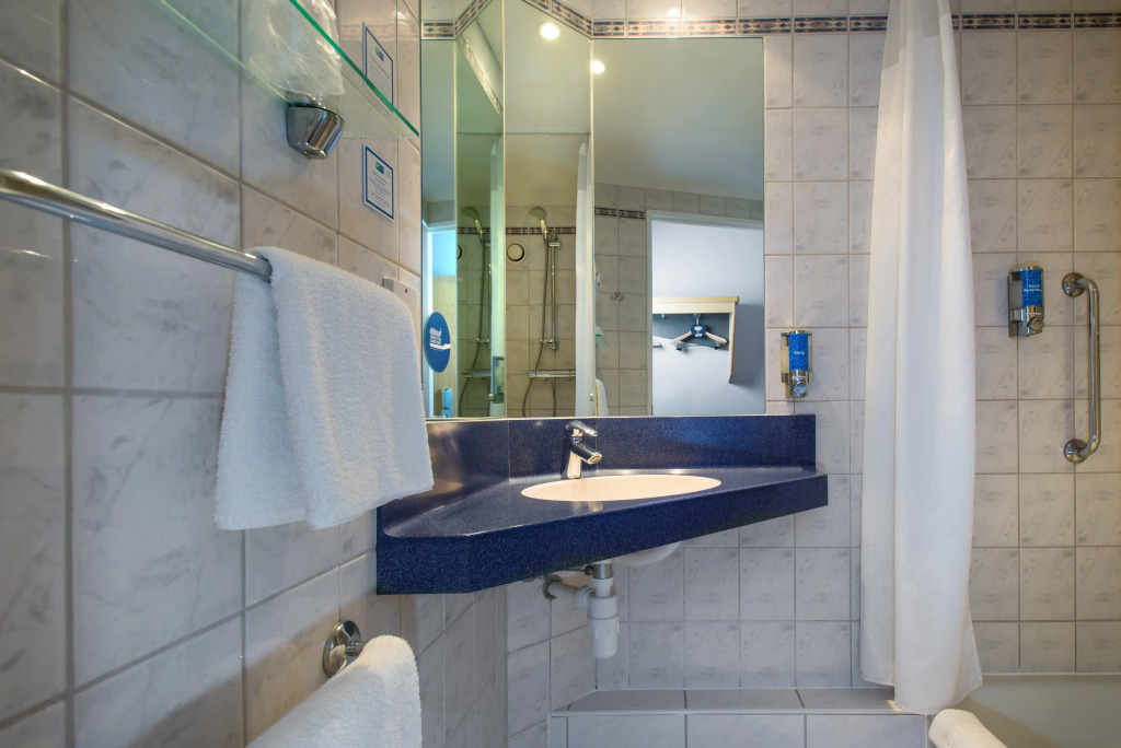 Holiday Inn Express London Chingford by IHG