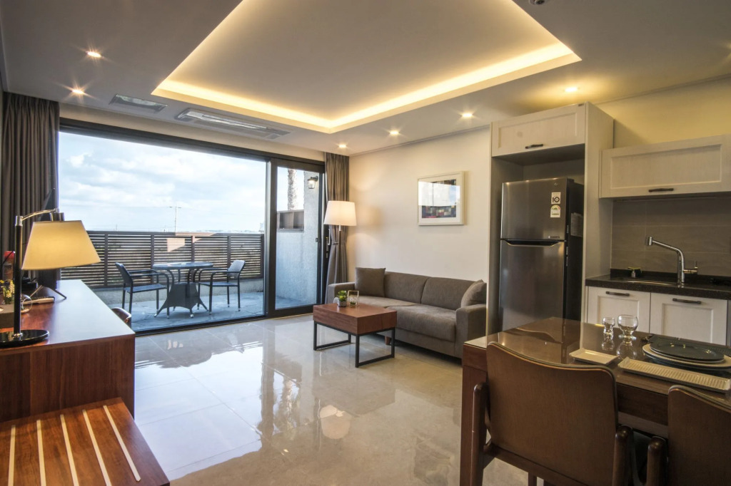 Leeum Island Spa & Pool Villa