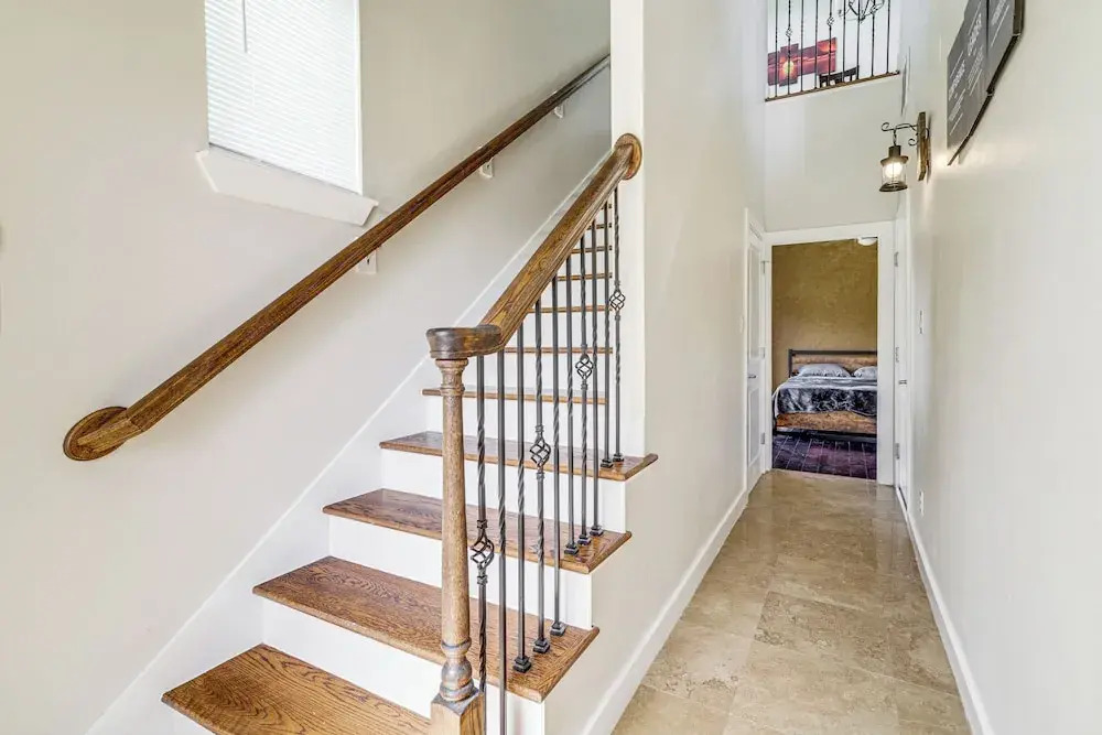 Houston Home w/ Rooftop Patio - 3 Mi to Downtown!