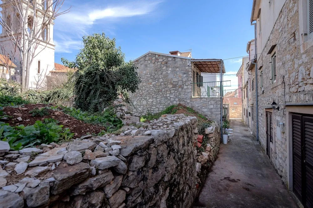Apartments Lotti