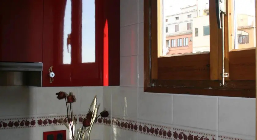 Onyar River Center Apartments
