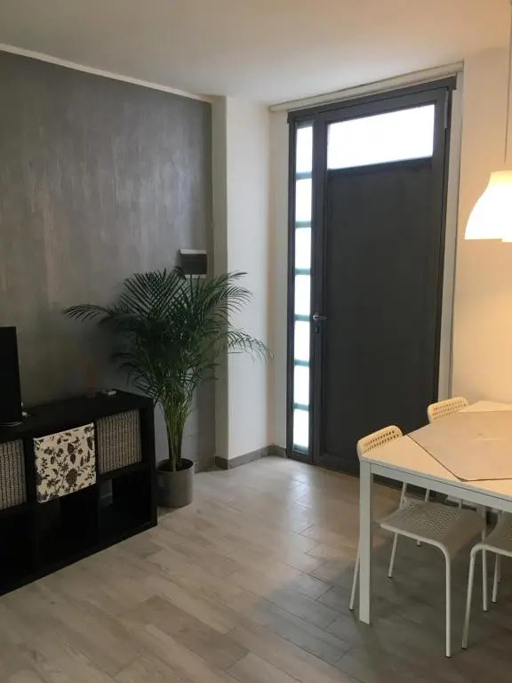 - A casa tua - House