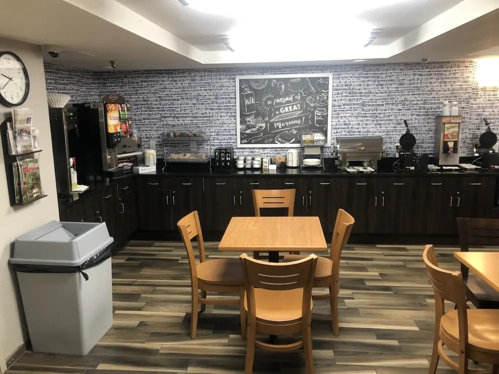 AmericInn by Wyndham Crookston U of M Crookston